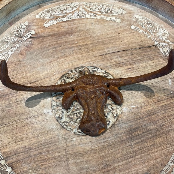 10” Rustic Aged iron steer wall hook - Picture 3 of 8